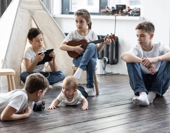 Lasterikaste perede toetus